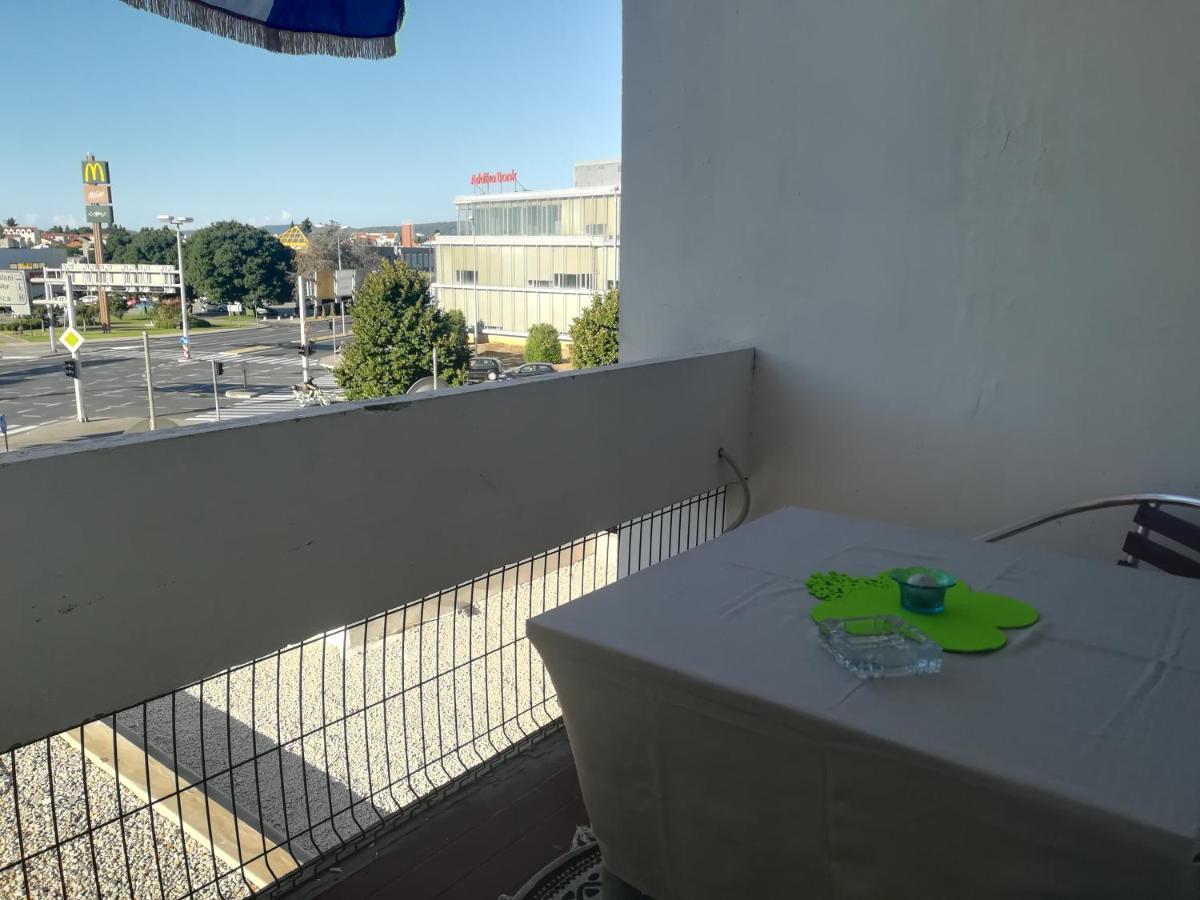 Ryanair'S Urban Flat In Zadar-Kolovare Beach Екстер'єр фото